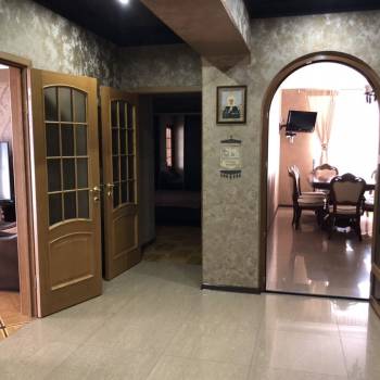 Продается Многокомнатная квартира, 120 м²