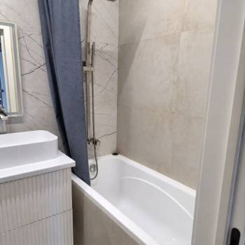 Продается 3-х комнатная квартира, 40,6 м²