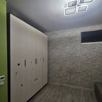 Продается 1-комнатная квартира, 30 м²