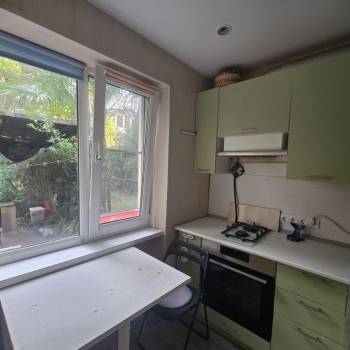 Продается 1-комнатная квартира, 30 м²