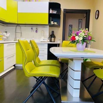 Сдается Многокомнатная квартира, 130 м²