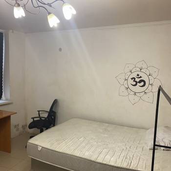 Сдается Многокомнатная квартира, 90 м²