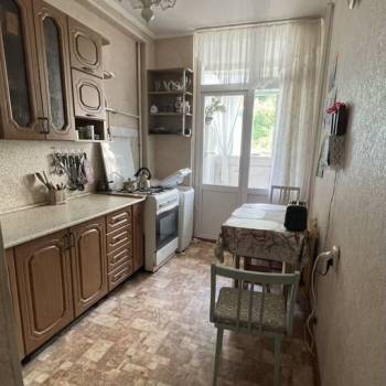 Сдается 2-х комнатная квартира, 65 м²