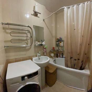 Продается 1-комнатная квартира, 36 м²