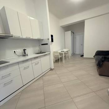 Продается 3-х комнатная квартира, 79,8 м²