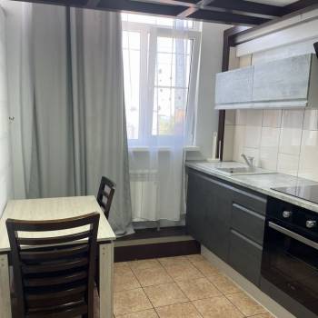Сдается Многокомнатная квартира, 110 м²