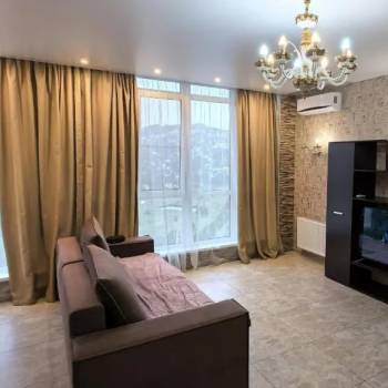 Продается 1-комнатная квартира, 37 м²