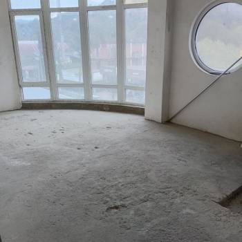 Продается 1-комнатная квартира, 57 м²