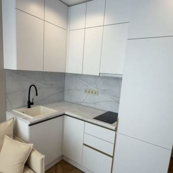 Продается 1-комнатная квартира, 27 м²