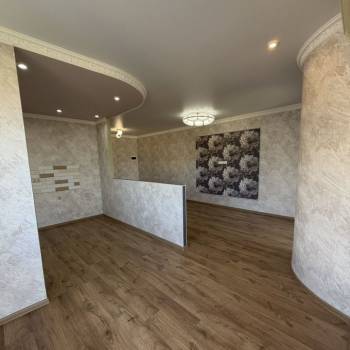 Продается 1-комнатная квартира, 46,5 м²