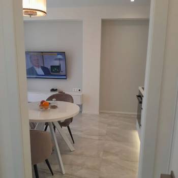 Продается 1-комнатная квартира, 32 м²