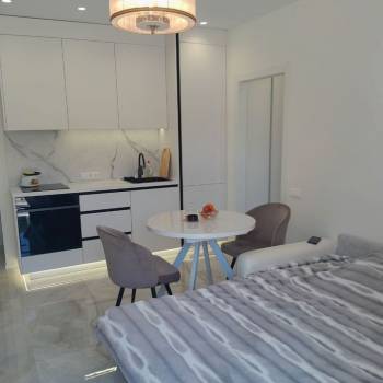 Продается 1-комнатная квартира, 32 м²