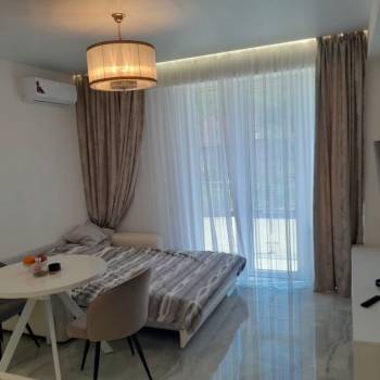 Продается 1-комнатная квартира, 32 м²
