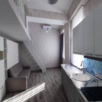 Продается 1-комнатная квартира, 32 м²