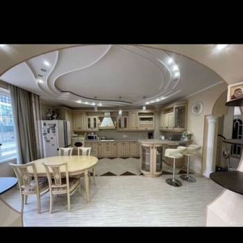 Продается 3-х комнатная квартира, 118 м²