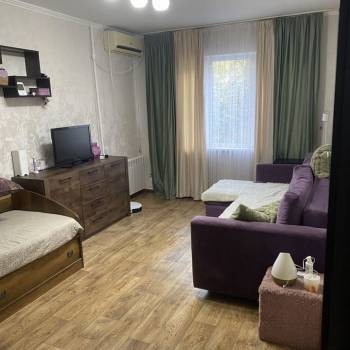 Продается 1-комнатная квартира, 30 м²