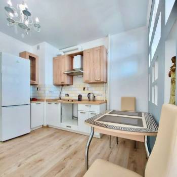 Продается 1-комнатная квартира, 30,2 м²