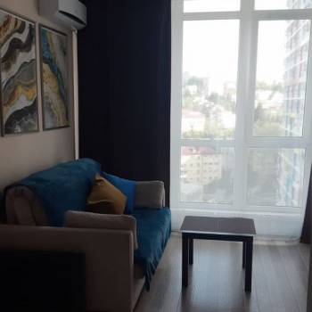 Продается 1-комнатная квартира, 37 м²