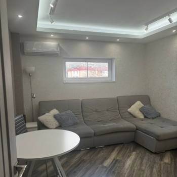 Продается 2-х комнатная квартира, 61 м²
