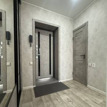 Продается 1-комнатная квартира, 32 м²