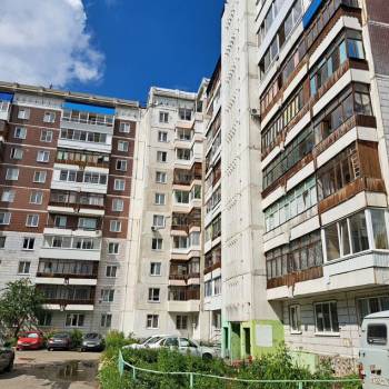 Продается 1-комнатная квартира, 37 м²