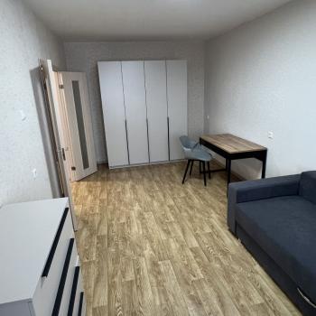 Сдается 1-комнатная квартира, 39 м²