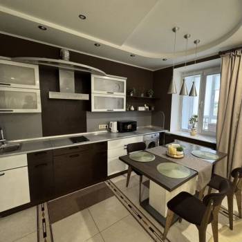 Сдается 1-комнатная квартира, 50 м²