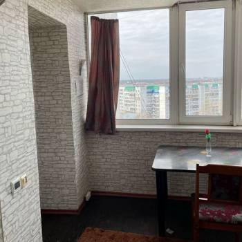 Сдается Многокомнатная квартира, 100 м²