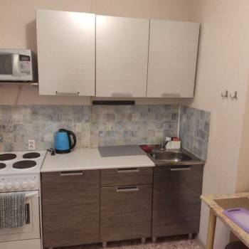 Сдается 1-комнатная квартира, 38 м²