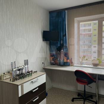 Продается Многокомнатная квартира, 77,9 м²