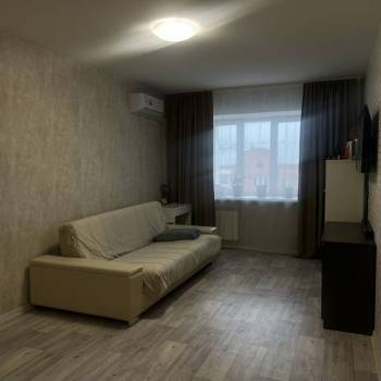 Продается 1-комнатная квартира, 43,3 м²