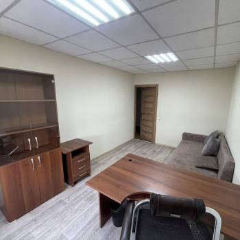 Сдается Нежилое помещение, 16 м²