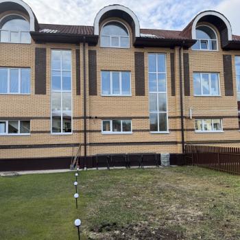 Продается Дом, 205 м²