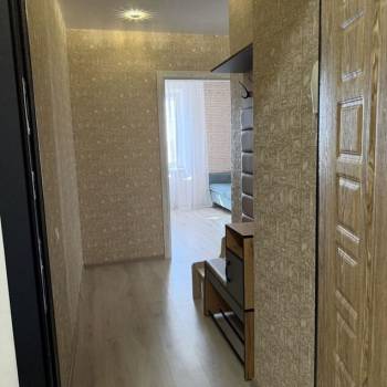 Сдается 2-х комнатная квартира, 85 м²