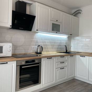 Сдается 1-комнатная квартира, 42 м²