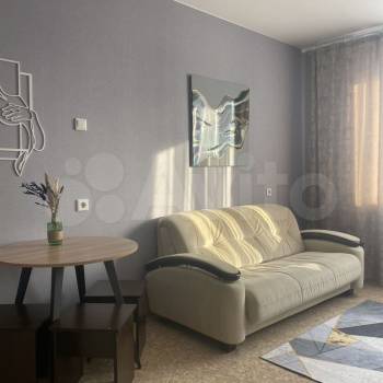 Сдается 1-комнатная квартира, 35 м²