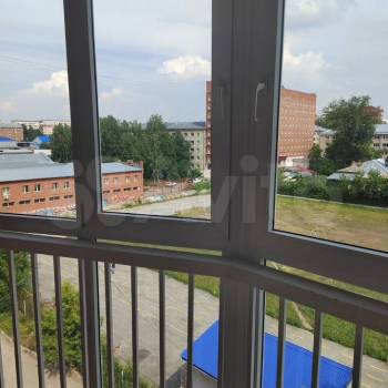 Сдается 1-комнатная квартира, 37 м²