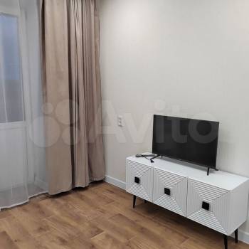 Сдается 1-комнатная квартира, 37 м²