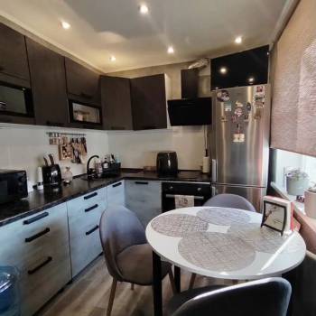 Продается 1-комнатная квартира, 33 м²