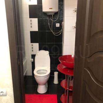 Продается 1-комнатная квартира, 35 м²