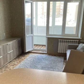 Продается 1-комнатная квартира, 36 м²