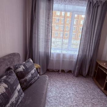 Сдается 1-комнатная квартира, 32 м²