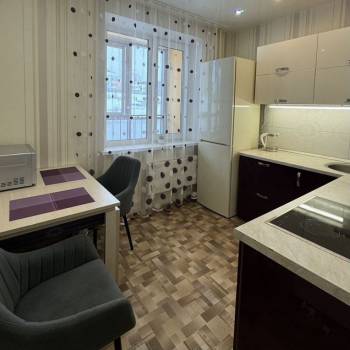 Сдается 1-комнатная квартира, 37 м²