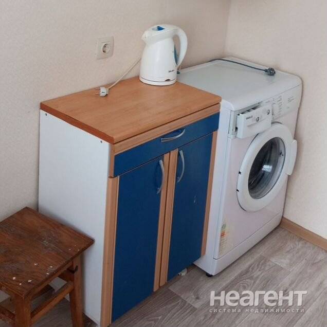 Сдаю гостинку, Изумрудный город, Новокиевская