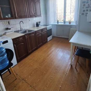 Продается 1-комнатная квартира, 59,5 м²