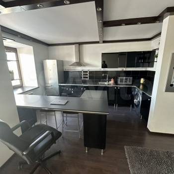 Сдается 1-комнатная квартира, 45 м²