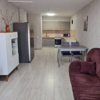 Сдается 1-комнатная квартира, 54 м²