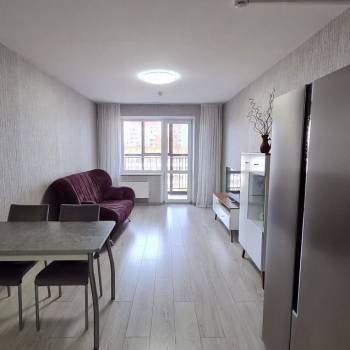 Сдается 1-комнатная квартира, 54 м²