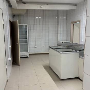 Продается Нежилое помещение, 200 м²