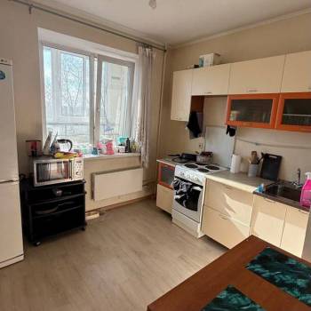 Сдается 1-комнатная квартира, 40 м²